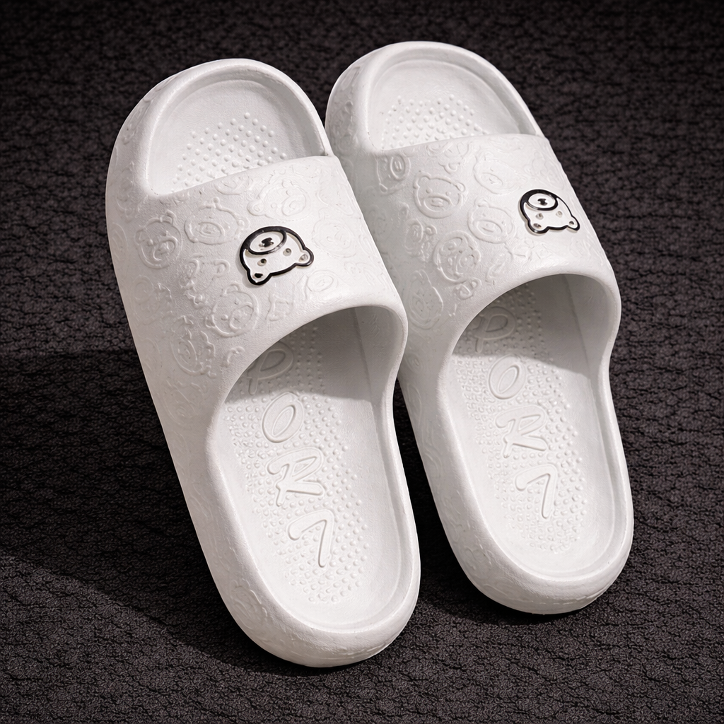 chanclas con estampado de oso